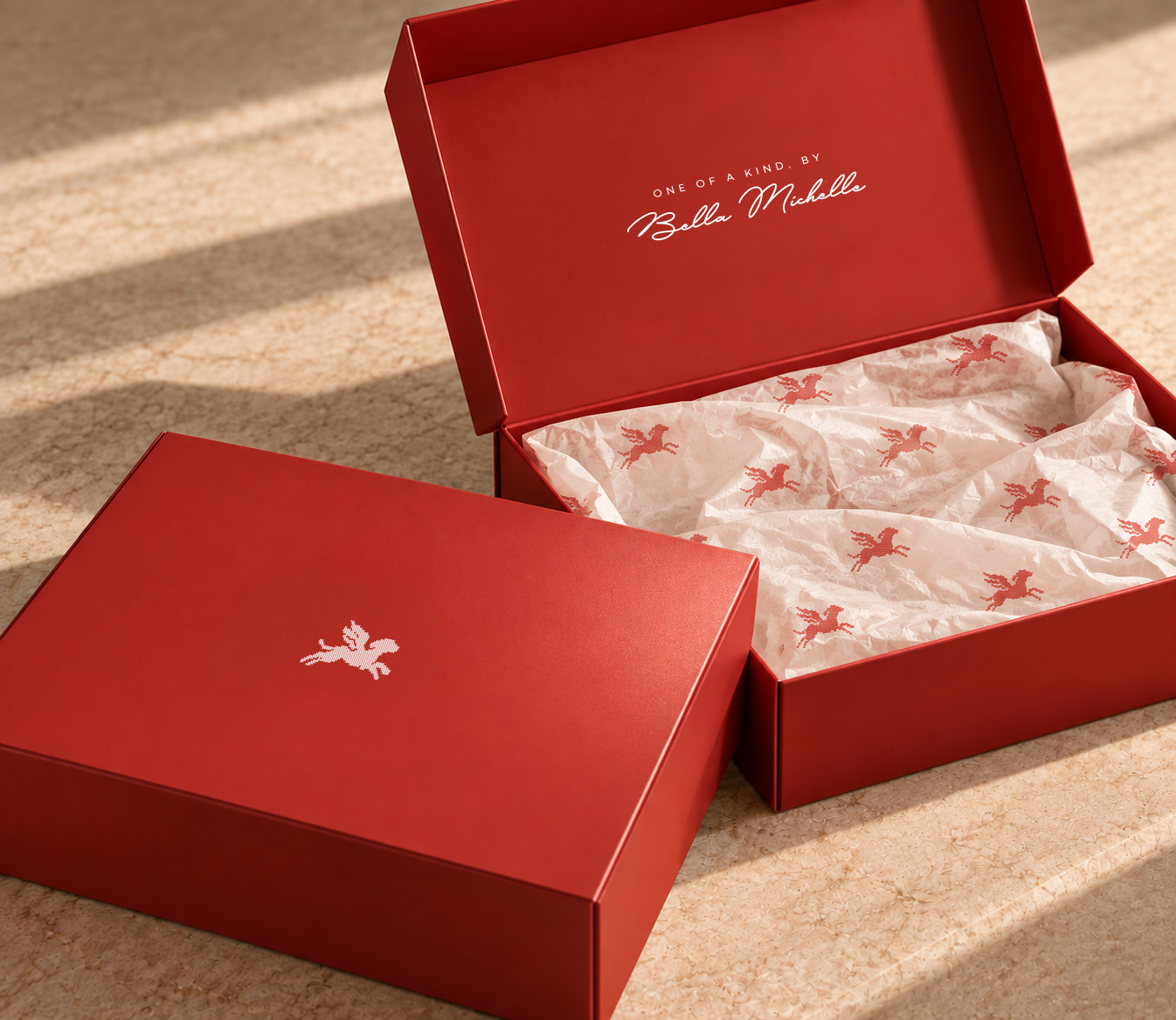 Cajas rojas con identidad Bella Michelle